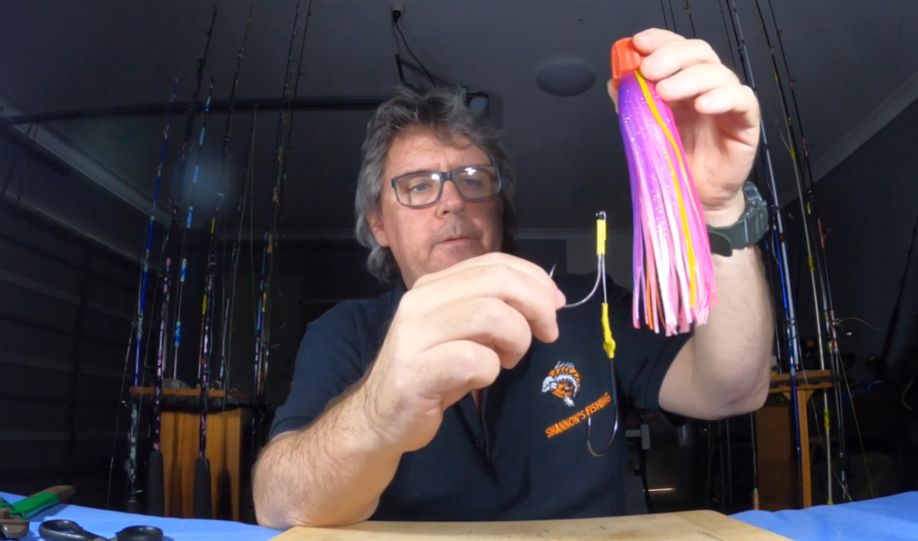 Skirted lure hook rigs