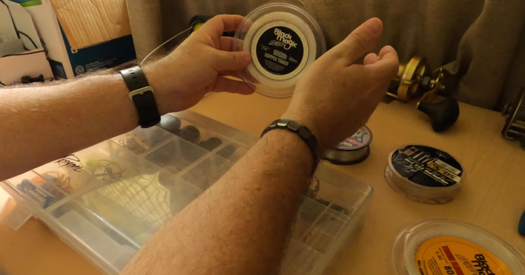 Fluorocarbon leader